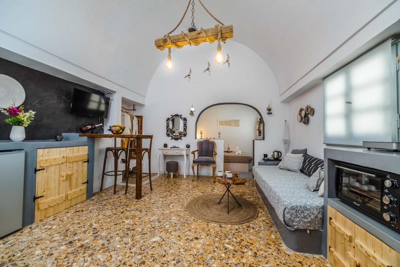 Asera Suites - Prive Jacuzzi Kamári Dış mekan fotoğraf