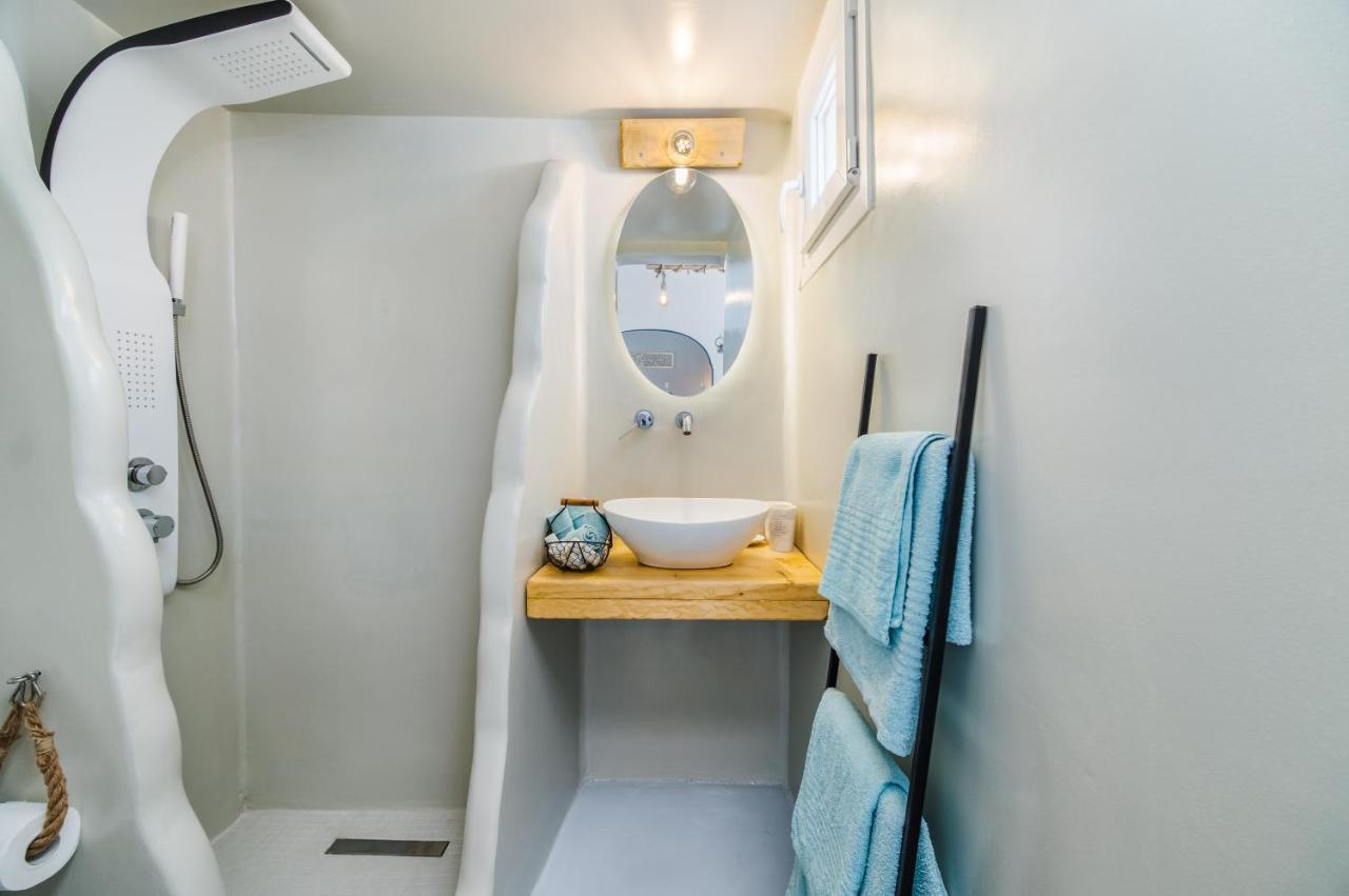 Asera Suites - Prive Jacuzzi Kamári Dış mekan fotoğraf